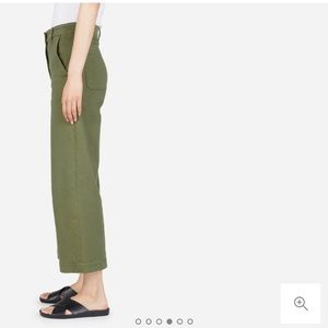 Everlane Wide Leg Crop Pants in Surplus